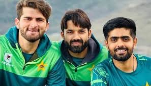 بابر، شاہین اور رضوان کی فوری واپسی کا امکان کم